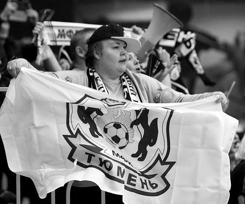 МФК «Тюмень» на ближайшем матче почтит минутой молчания память болельщицы