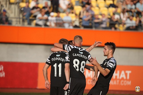 ФК «Тюмень» стартовал в Первой лиге в числе лидеров