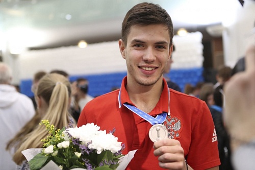 Игрок МФК «Тюмень» Иван Милованов первым провел 100 матчей за сборную России