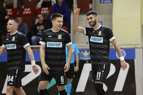 После тура с действующим чемпионом МФК «Тюмень» поднялся в турнирной таблице Суперлиги