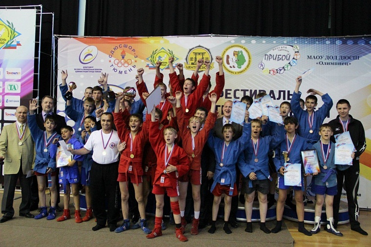 В Тюмени прошел первый в УФО «Фестиваль спортивной борьбы»