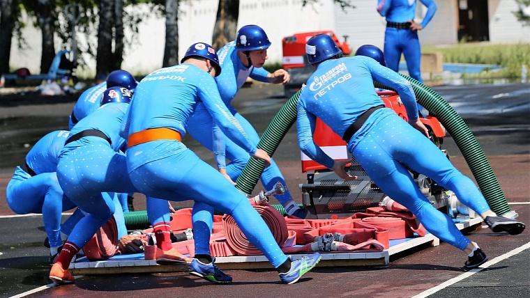 Команда Общества «Газпром добыча Уренгой».