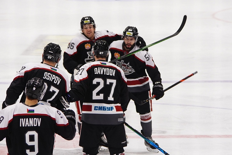 Итог выездного матча между тюменским «Рубином» и «Югрой» решил овертайм