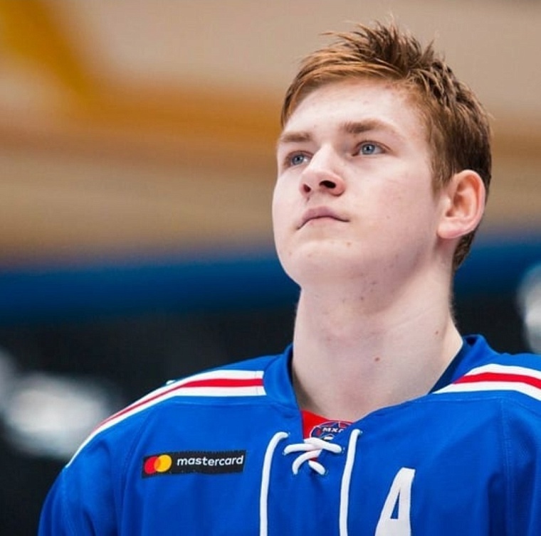 ХК «Рубин» подписал контракт с Владиславом Сёминым