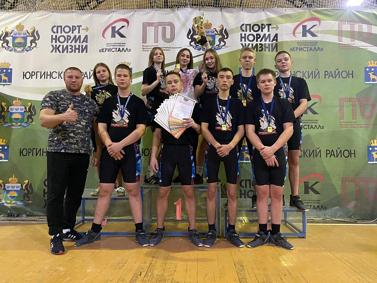 Абатские гиревики победили на спартакиаде учащихся Тюменской области