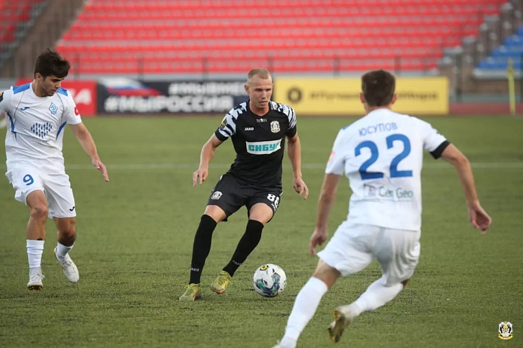 Футболисты «Тюмени» впервые в своей истории проведут официальный матч в Грозном