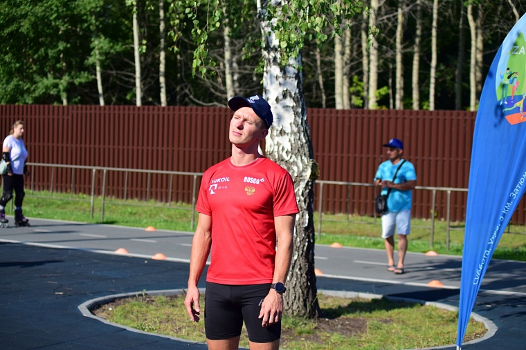 Денис Спицов и Иван Якимушкин выиграли золото и серебро чемпионата Тюменской области по лыжероллерам