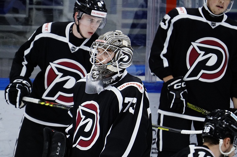Тюменский ХК «Рубин» начинает домашнюю серию с лидерских позиций в ВХЛ