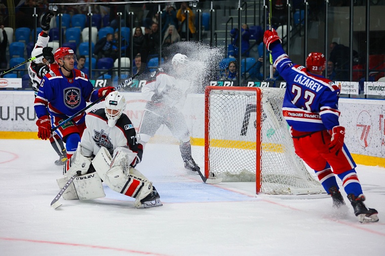 «Кто-то пересидел на скамейке и замерз»: ХК «Рубин» начал выездную серию с проигрыша