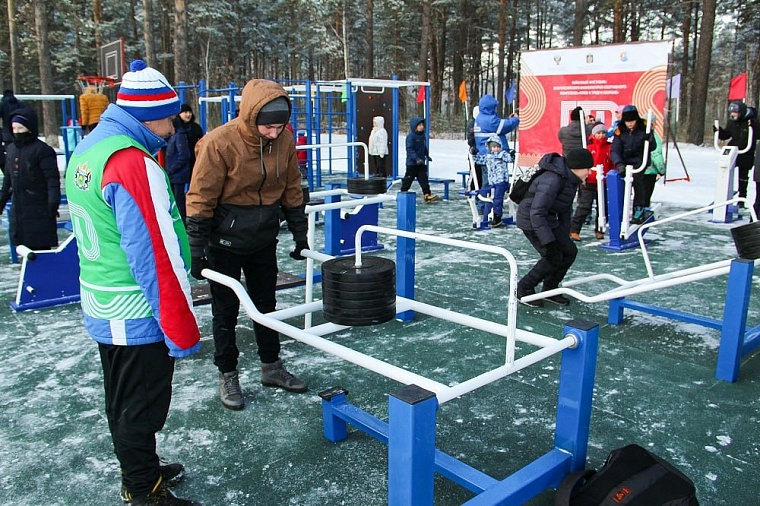 Тюменцы могут самостоятельно подготовиться к нормативам ГТО на уличных площадках по QR-коду