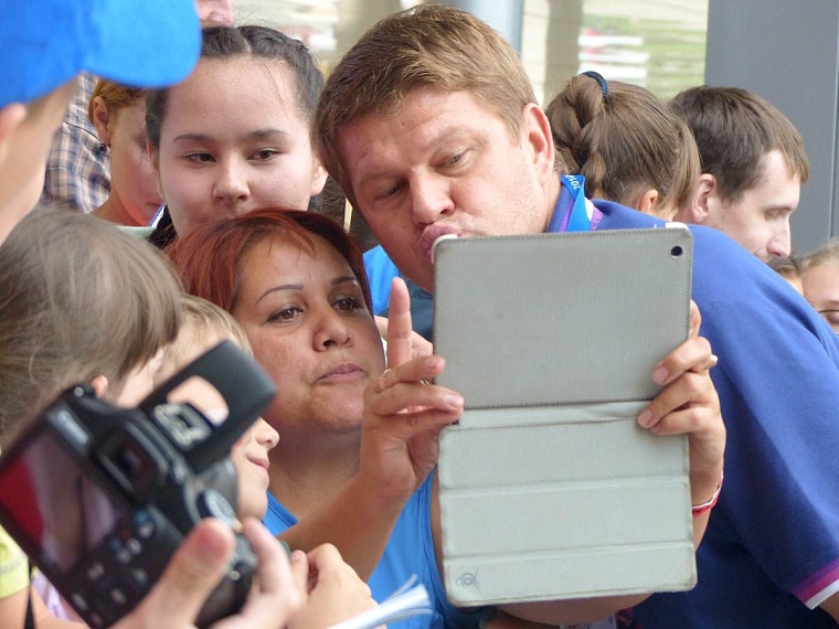 Чемпионат мира завершился селфи с Рёшем, Губерниевым и Якушевым