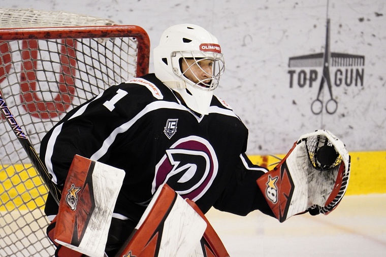 Вратарь тюменского «Рубина» Егор Громовик вошел в число лучших игроков ВХЛ за неделю