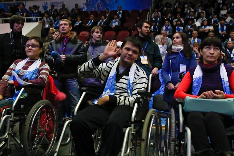 Паралимпийские факелоносцы зажгли сердца тюменцев