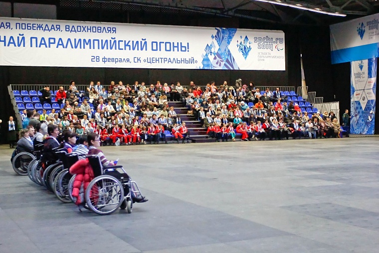 Паралимпийские факелоносцы зажгли сердца тюменцев