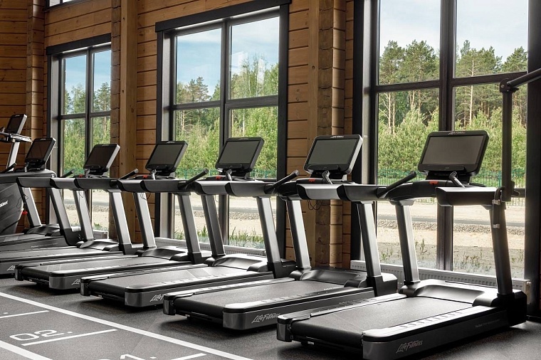 В Патрушево открылось премиальное фитнес-пространство с бассейном и термальным комплексом