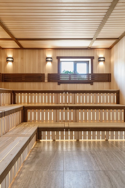 В Патрушево открылось премиальное фитнес-пространство с бассейном и термальным комплексом