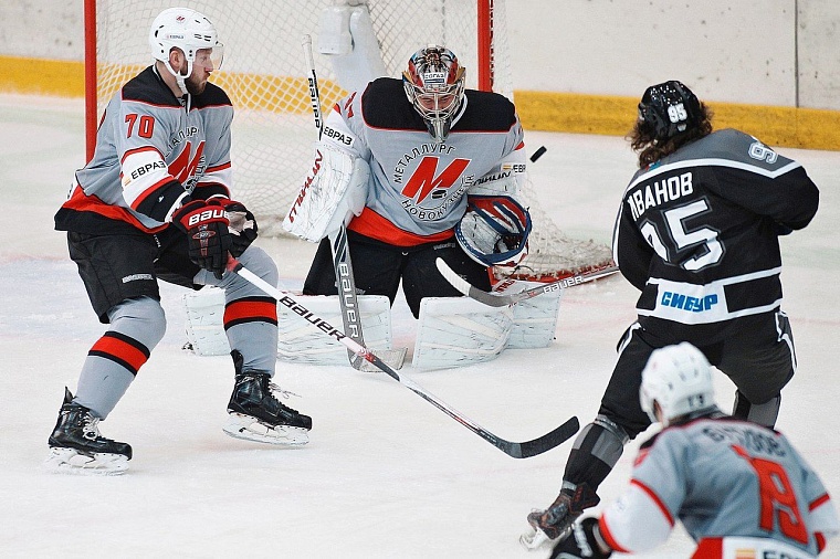 Спортивный уик-энд: «Рубин» рвется в плей-офф, а тюменские биатлонисты блистают на кубке IBU