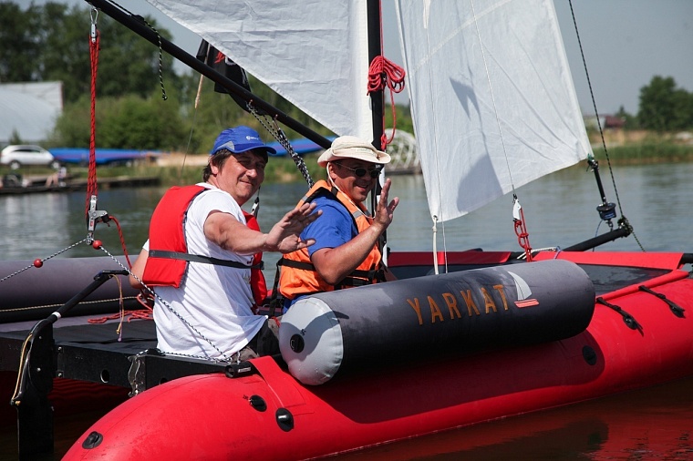 Тюменских инвалидов приобщают к парусному спорту