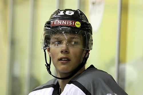 Нападающий Иван Степанов ушел из ХК «Рубин» в «Зауралье»