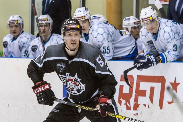 Защитник Константин Фаст вошел в тренерский штаб тюменского ХК «Рубин»