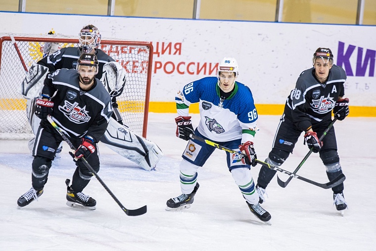 Тюменский ХК «Рубин» добился выхода в полуфинал плей-офф ВХЛ с «сухой» победой: как это было