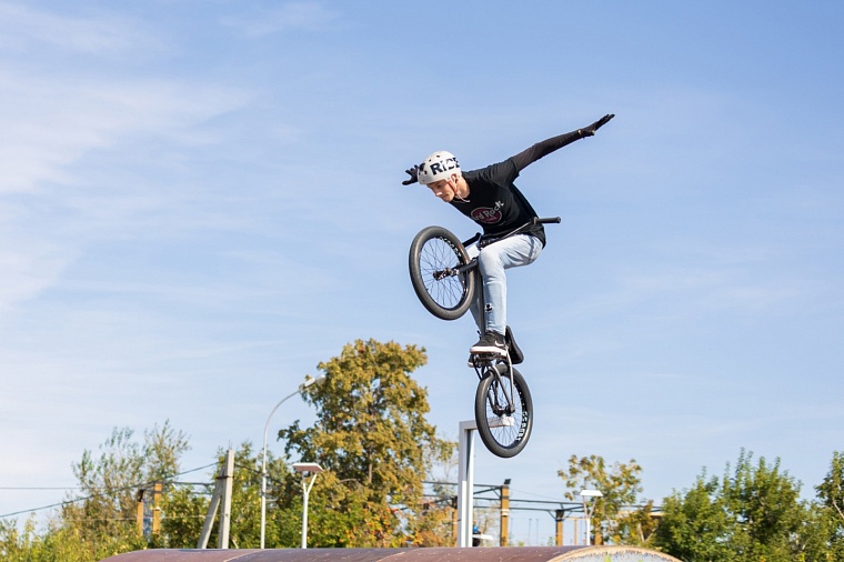 В дисциплине «ВМХ-гонка на время» по велосипедному спорту все призовые места взяли представители Тюменской области