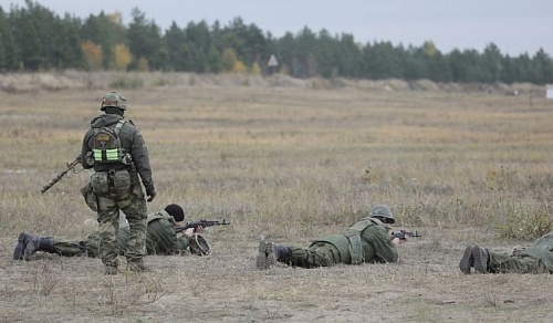В окопах Донбасса: тюменский контрактник об армейских буднях