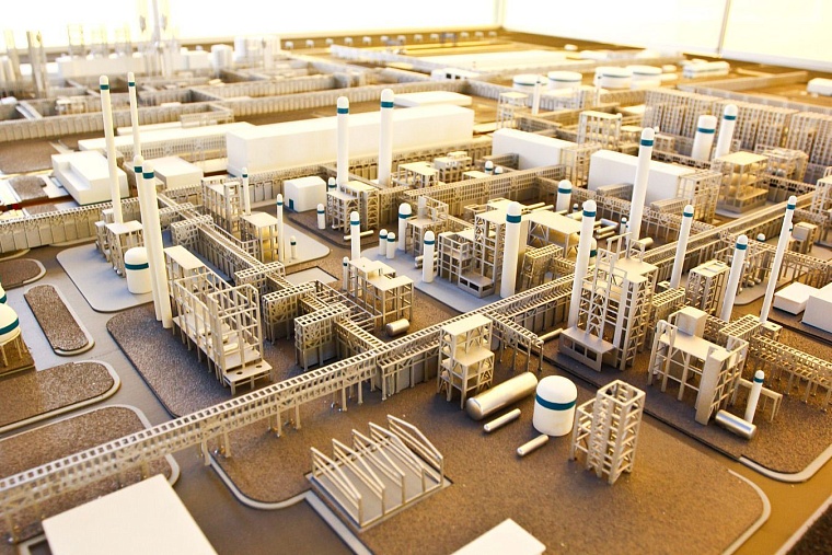 ЗапСибНефтеХим строят местные подрядчики