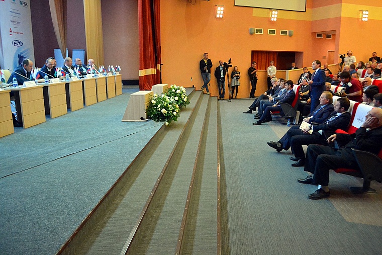 Импортозамещение и ТРИЗ: на форуме «НефтьГазТЭК» обозначили главные проблемы отрасли