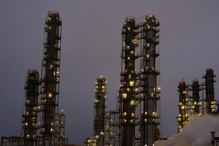 Тобольский нефтехим получил разрешение на строительство еще одной колонны