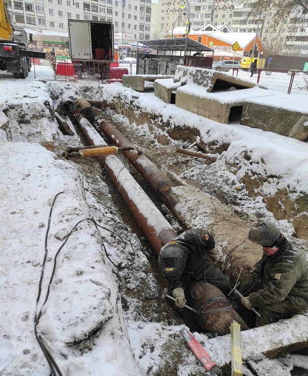 На проезде Заречном в Тюмени заменят участок теплотрассы 30-летней давности