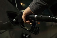 На российских АЗС запретят продажу неавтомобильного топлива