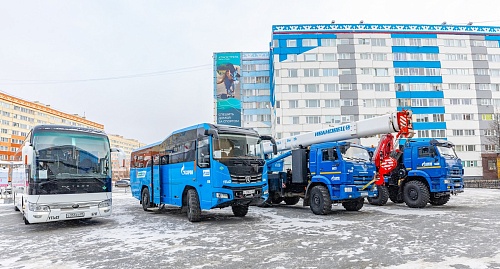 В Новом Уренгое прошла выставка  спецтехники, транспорта и оборудования газодобывающей компании