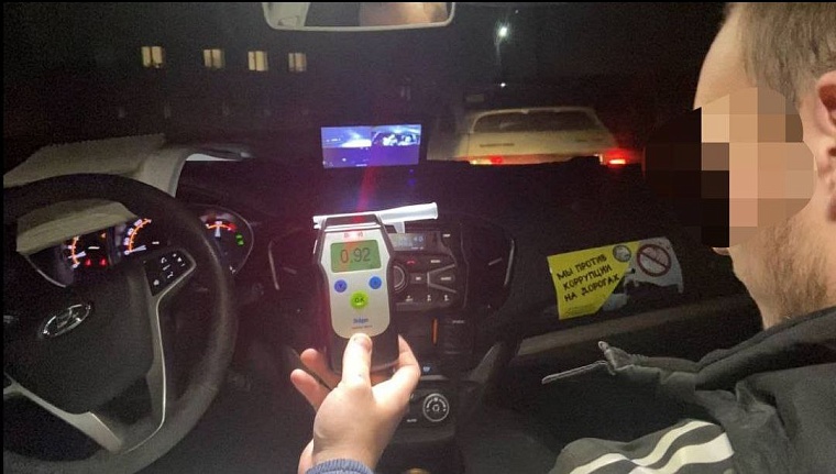 В Голышманово начинающий водитель повез друга домой будучи пьяным