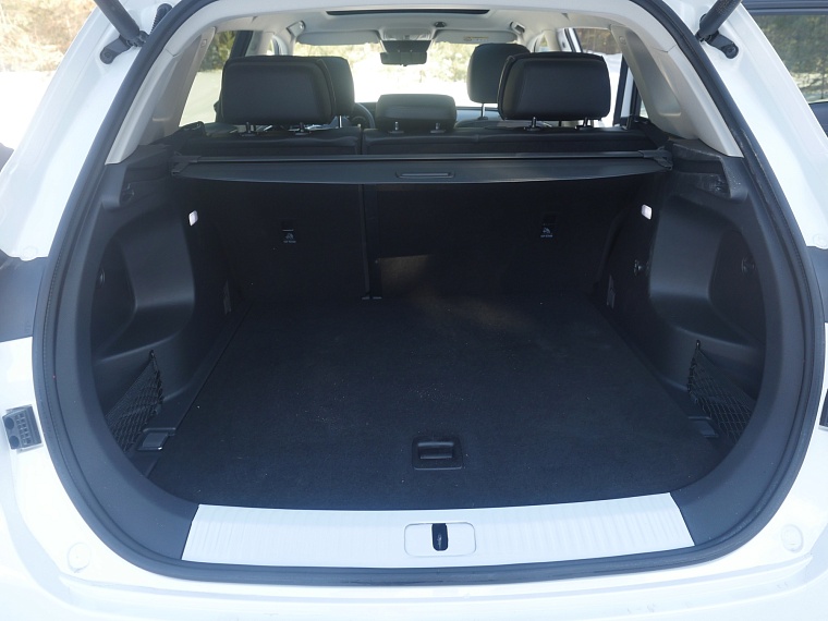 HONGQI HS5: добро пожаловать в бизнес-класс!