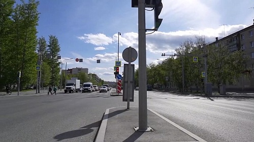 В Тюмени запретили левые повороты на перекрестке Мельникайте и Курской