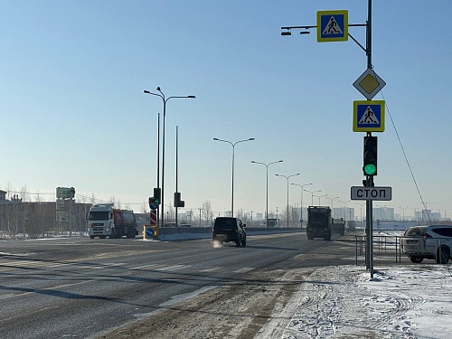 Светофорам на дорогах Тюменской области добавили интеллект