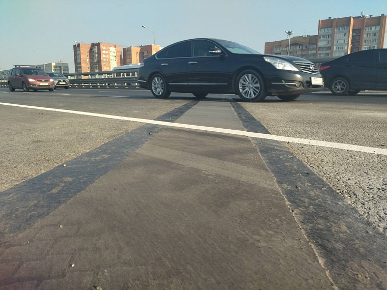 Переходные зоны деформационных швов из полимербетона. Путепровод на Червишевском тракте.