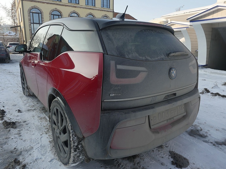 Машина — зверь! Чем тюменца покорил немецкий электрокар
