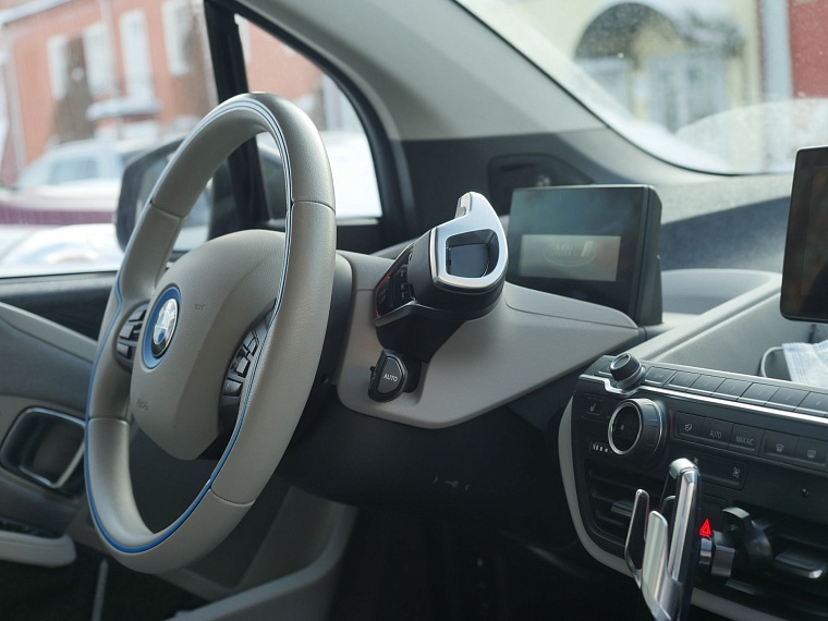 Машина — зверь! Чем тюменца покорил немецкий электрокар