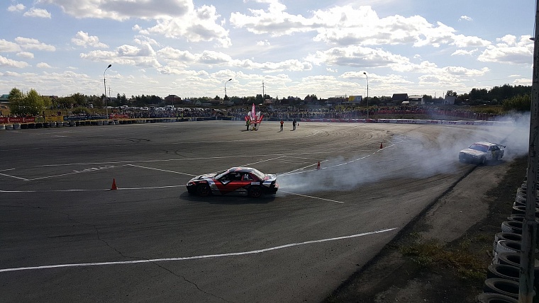 В Тюмени завершился чемпионат Урала по дрифту