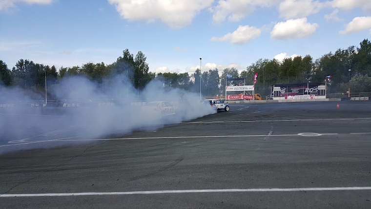 В Тюмени завершился чемпионат Урала по дрифту