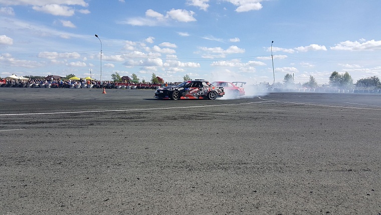 В Тюмени завершился чемпионат Урала по дрифту