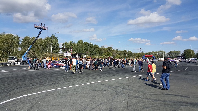 В Тюмени завершился чемпионат Урала по дрифту