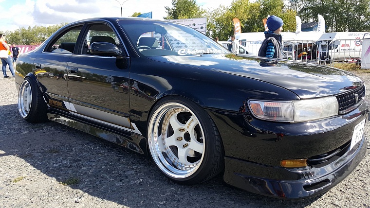 В Тюмени завершился чемпионат Урала по дрифту