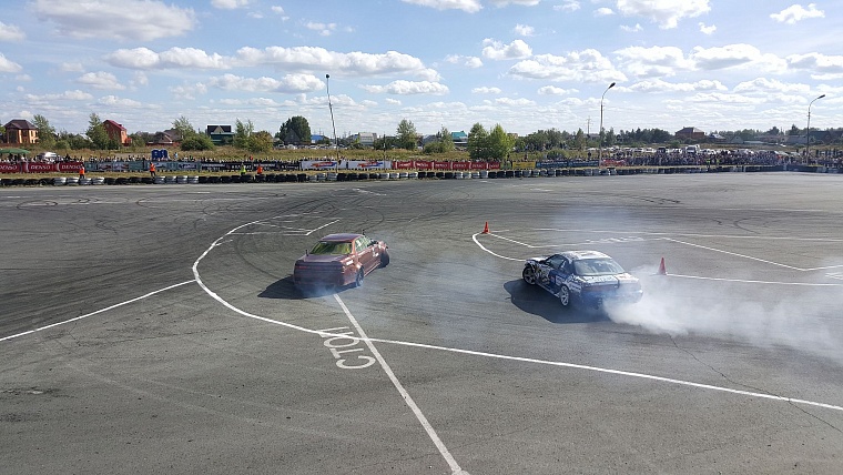 В Тюмени завершился чемпионат Урала по дрифту