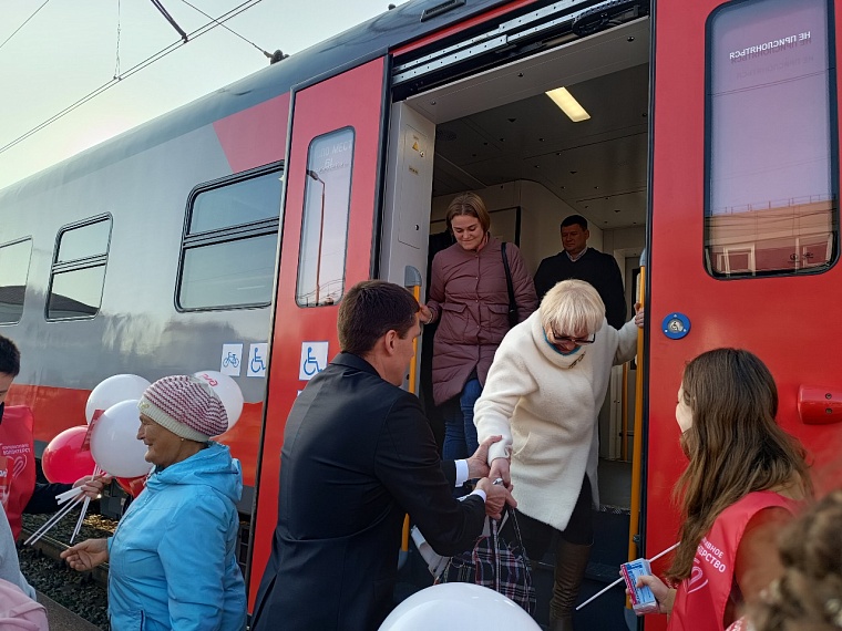 Новая тюменская электричка разгоняется до 120 километров в час