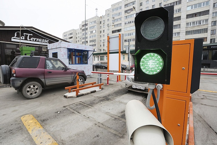 Гордума утвердила цены на платную парковку в Тюмени