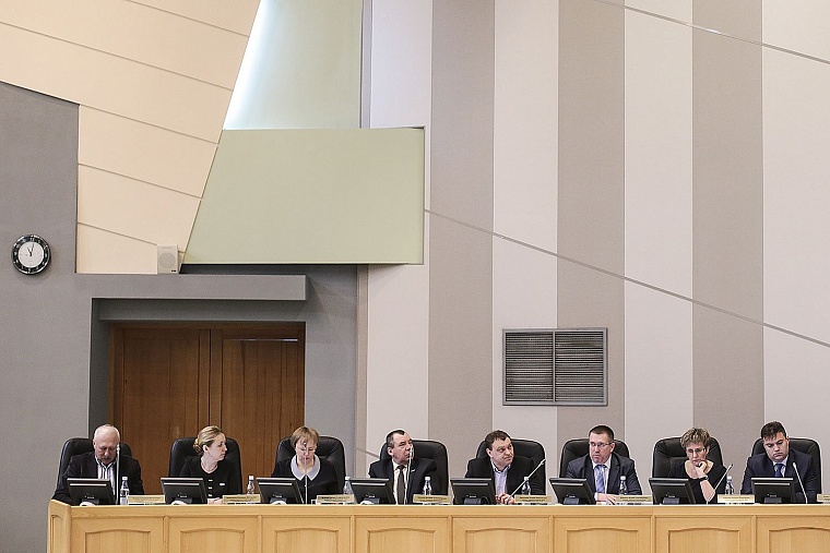 Гордума утвердила цены на платную парковку в Тюмени