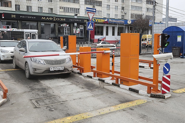 Гордума утвердила цены на платную парковку в Тюмени